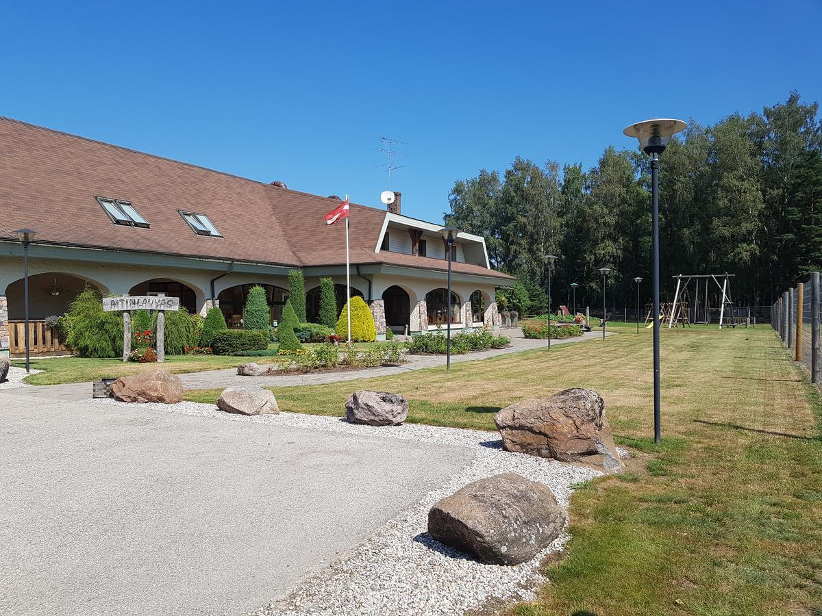 Aitinlauvas Hotel Tireli Exterior photo